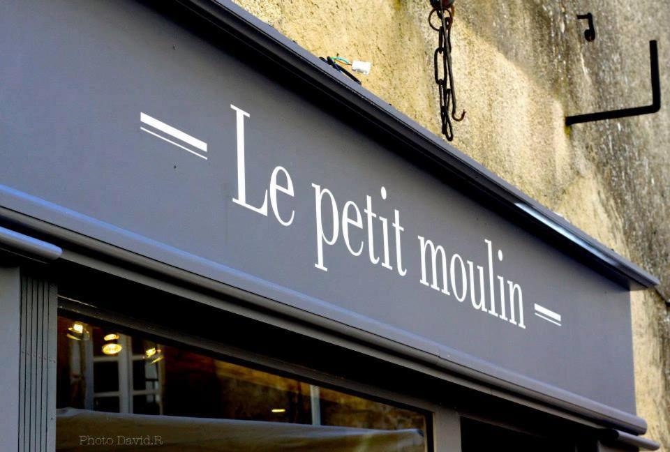Le Petit Moulin Bed and Breakfast Martel Exteriör bild